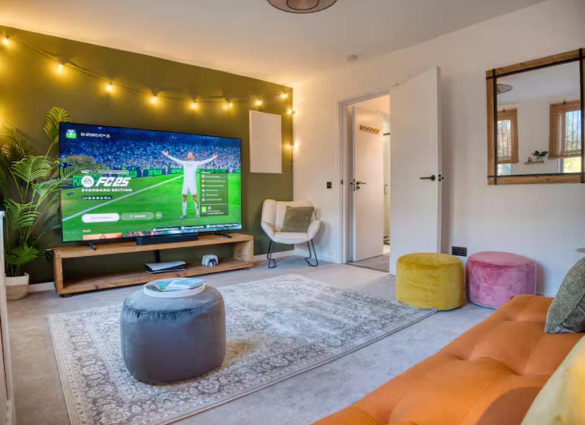 The Zen Den With Hot Tub And Garden Villa London Kültér fotó