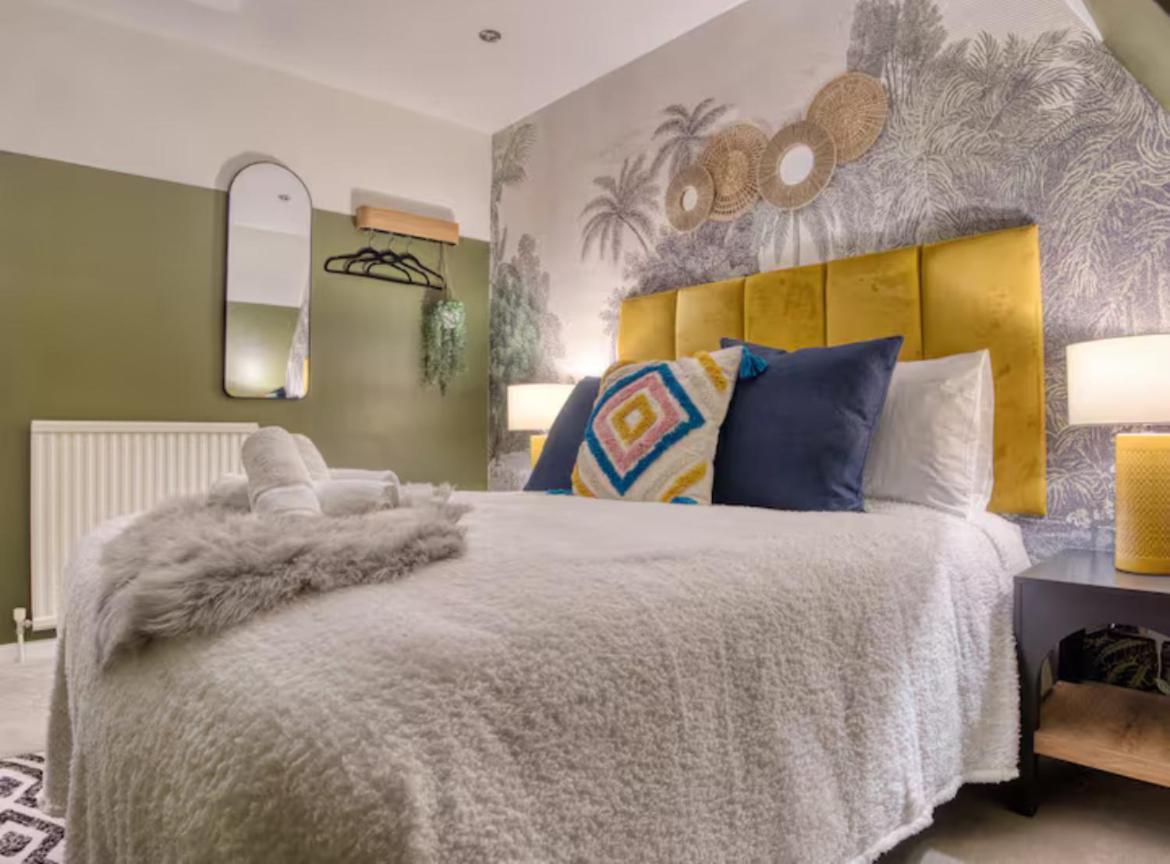 The Zen Den With Hot Tub And Garden Villa London Kültér fotó